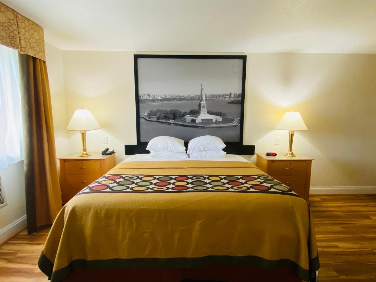 Super 8 By Wyndham Anderson/Clemson Area Motel Luaran gambar