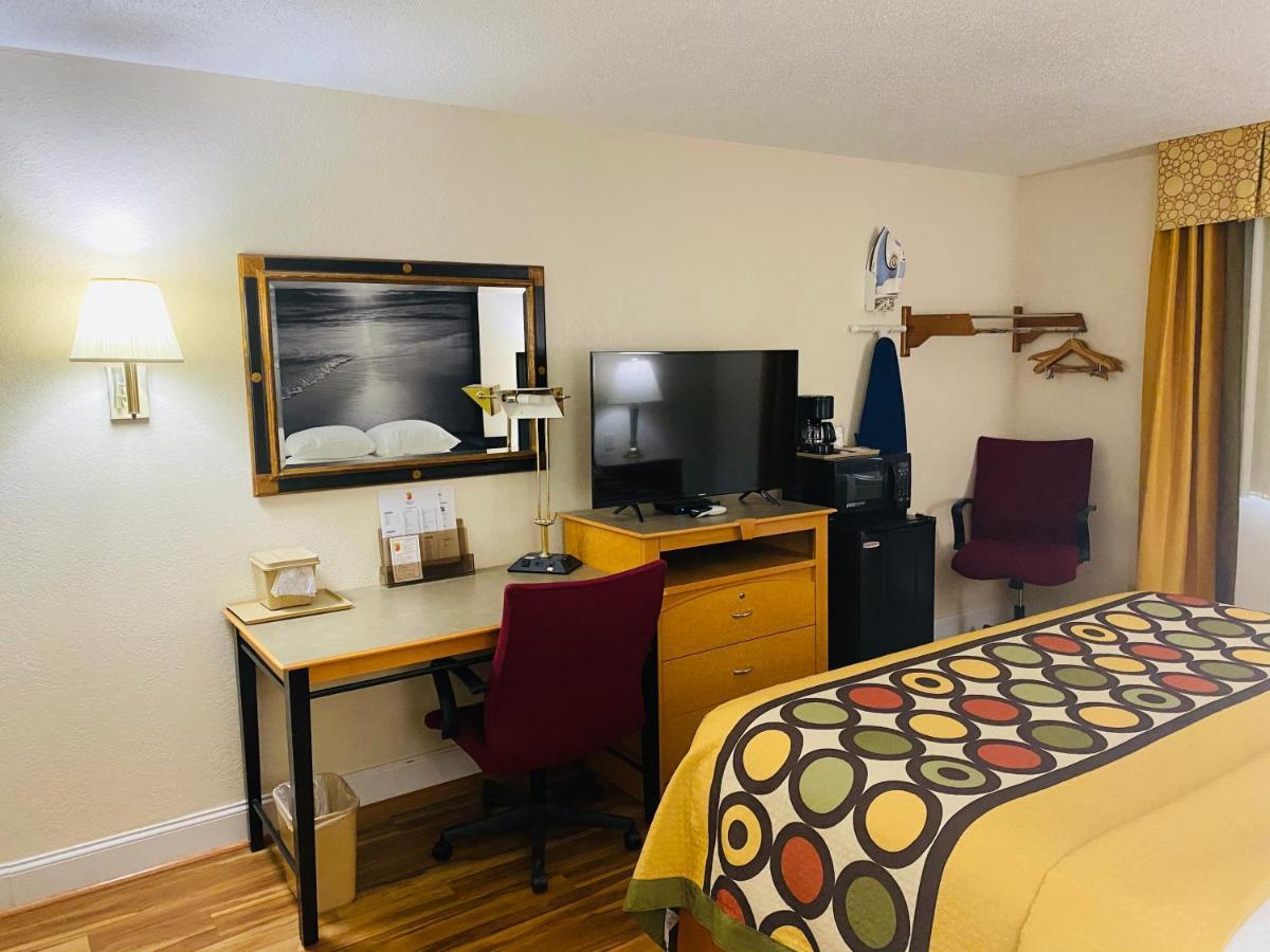 Super 8 By Wyndham Anderson/Clemson Area Motel Luaran gambar