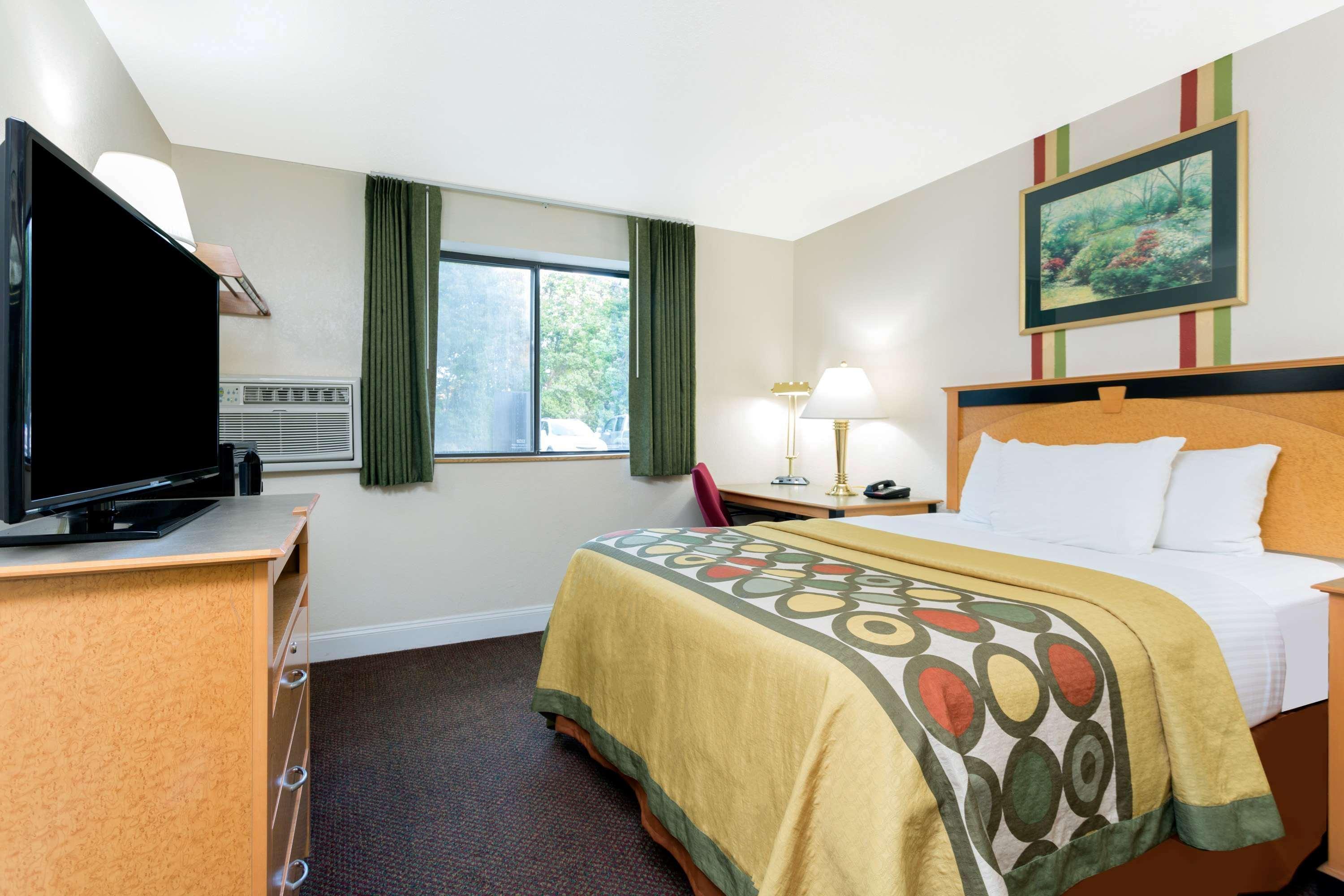 Super 8 By Wyndham Anderson/Clemson Area Motel Luaran gambar