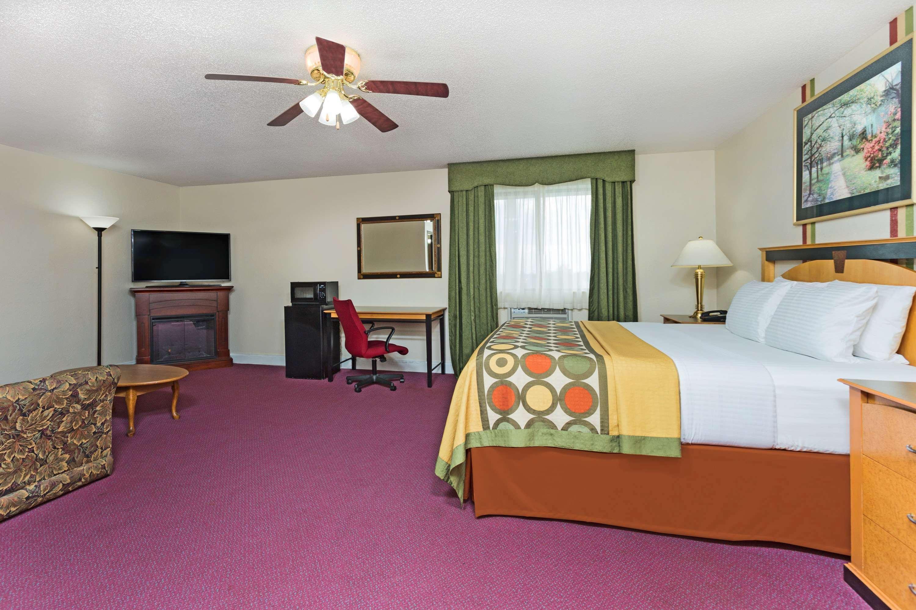 Super 8 By Wyndham Anderson/Clemson Area Motel Luaran gambar